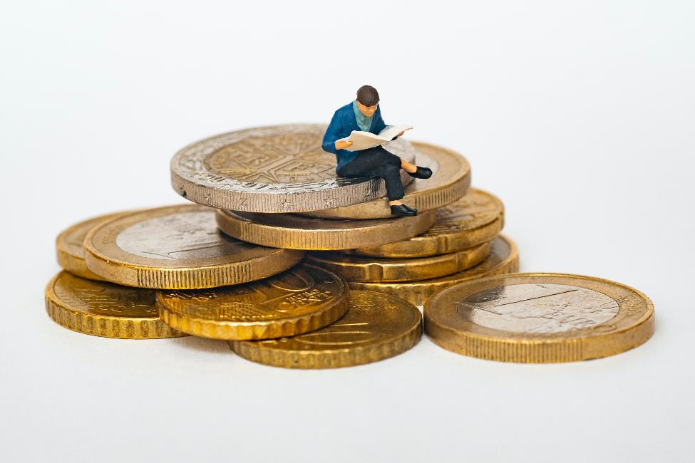 Nanda & Associate Lawyers Canada - Several gold coins