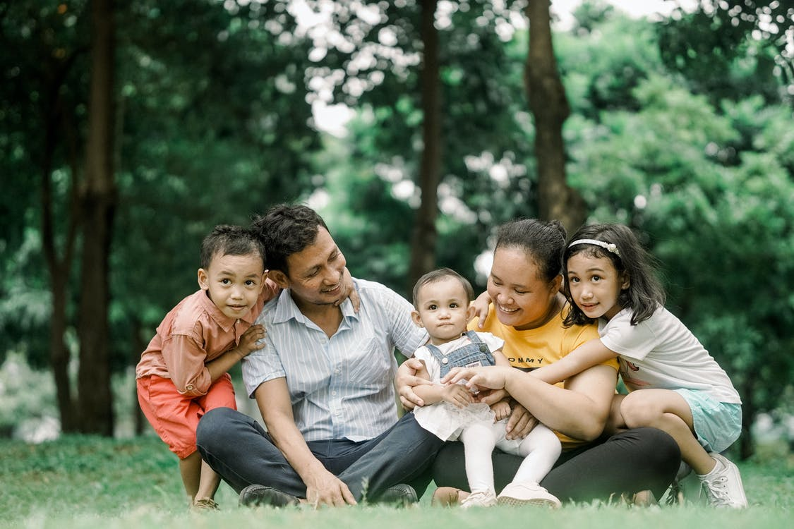 Nanda & Associate Lawyers Canada - Co-parents spending family time