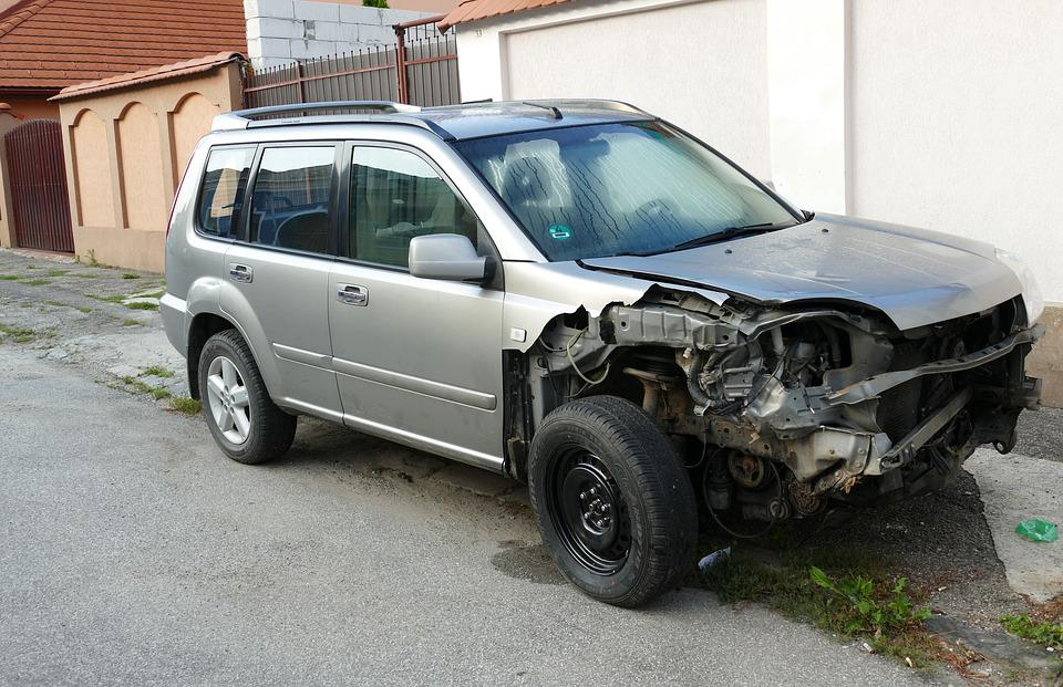 Nanda & Associate Lawyers Canada -car damage in an accident