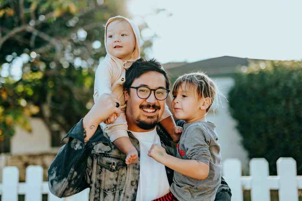 Nanda & Associate Lawyers Canada - A father with his children