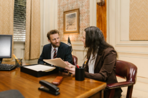 a real estate lawyer explain Fee Simple Interest to their client