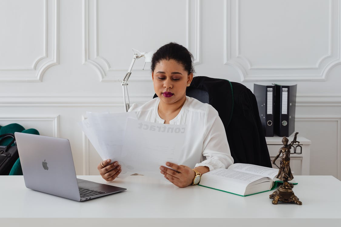 Nanda & Associate Lawyers Canada - A personal injury lawyer in Mississauga.