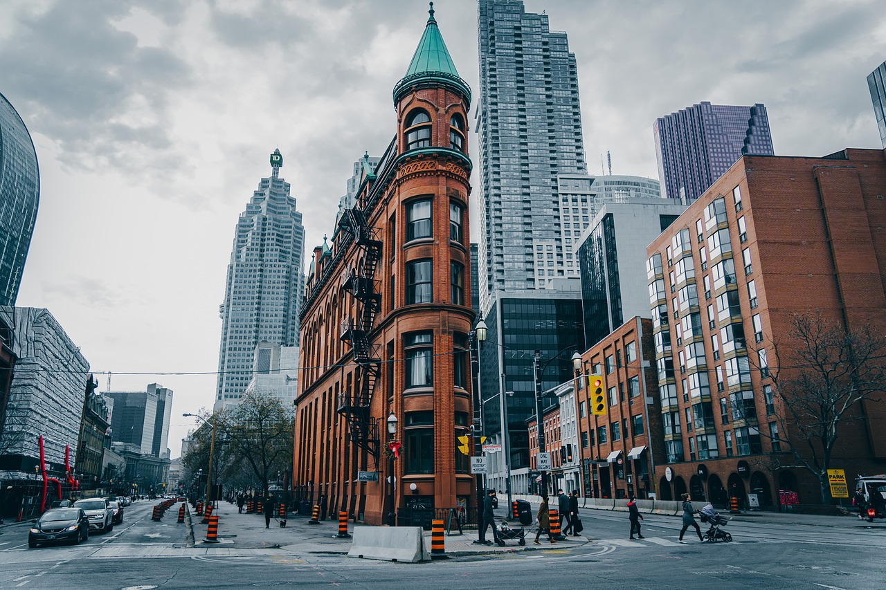 Nanda & Associate Lawyers Canada - Building and streets in urban Canada