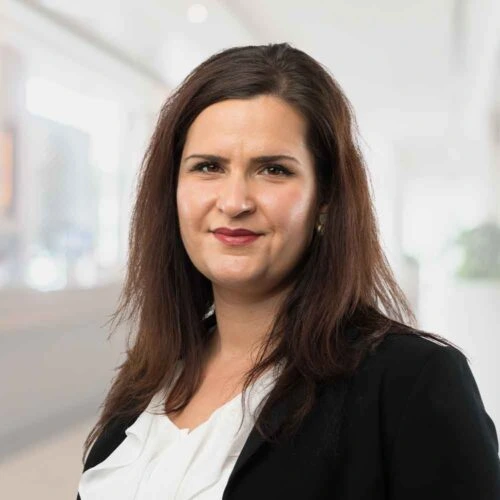 Nanda & Associate Lawyers Canada - Linda-Starova